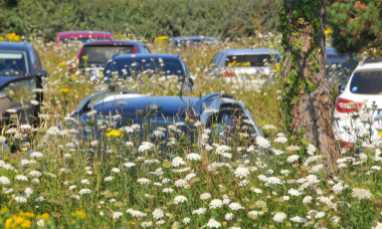 Schrottauto in Moers